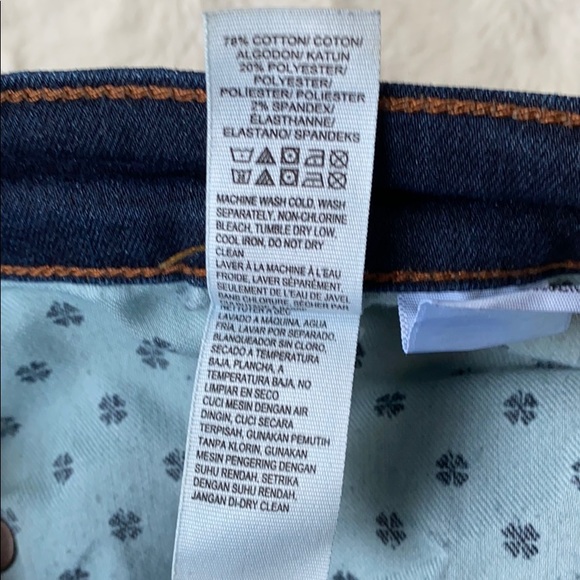 Dark Wash Lucky Brand Jeans - Picture 6 of 7